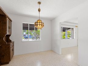 1725 N Lakeside Drive, Lake Worth Beach FL 33460