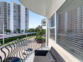 3250 NE 28th Street Unit 302, Fort Lauderdale FL 33308
