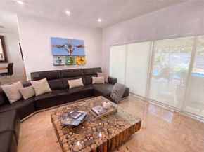 21335 NE 19th Court, Miami FL 33179