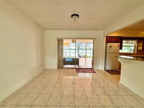 2000 NW 86th Terrace, Pembroke Pines FL 33024