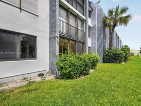 4230 Deste Court 107, Lake Worth FL 33467