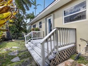 742 Hollywood Boulevard, Hollywood FL 33019