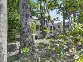 742 Hollywood Boulevard, Hollywood FL 33019