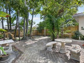 742 Hollywood Boulevard, Hollywood FL 33019