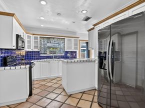 742 Hollywood Boulevard, Hollywood FL 33019
