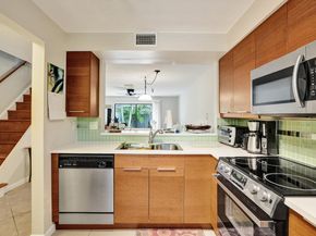 3028 S Oakland Forest Drive 3204, Oakland Park FL 33309