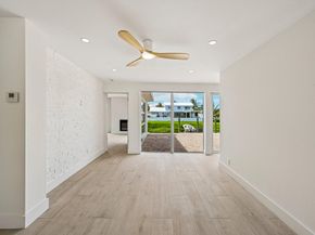 1051 SW 25th Avenue, Boynton Beach FL 33426