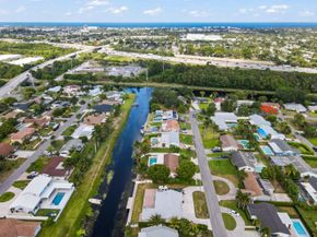 1051 SW 25th Avenue, Boynton Beach FL 33426