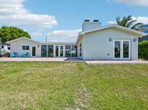 1051 SW 25th Avenue, Boynton Beach FL 33426