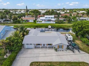 1051 SW 25th Avenue, Boynton Beach FL 33426