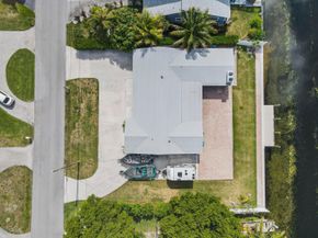 1051 SW 25th Avenue, Boynton Beach FL 33426