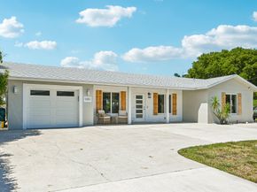 1051 SW 25th Avenue, Boynton Beach FL 33426