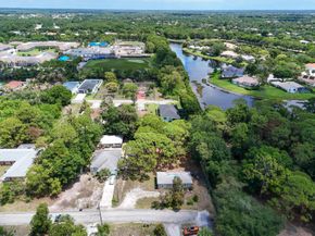 6761 Palm Garden Street, Jupiter FL 33458