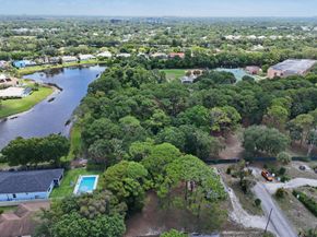 6761 Palm Garden Street, Jupiter FL 33458