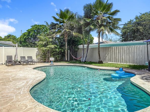 2601 NE 18th Street, Pompano Beach FL 33062