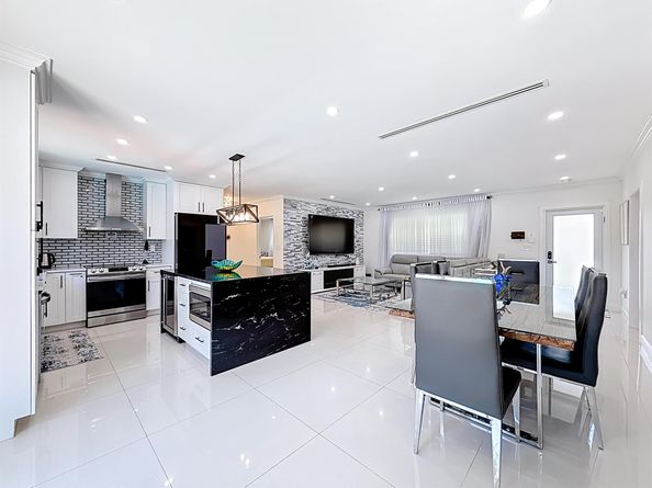2601 NE 18th Street, Pompano Beach FL 33062