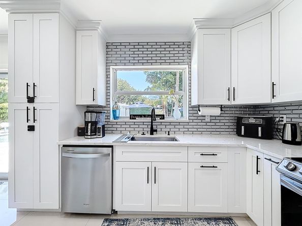 2601 NE 18th Street, Pompano Beach FL 33062
