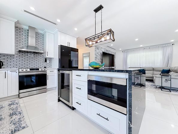 2601 NE 18th Street, Pompano Beach FL 33062