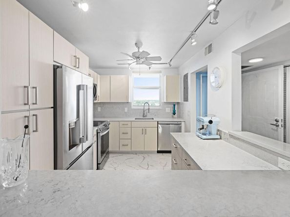 3100 NE 49th St PH10, Fort Lauderdale FL 33308