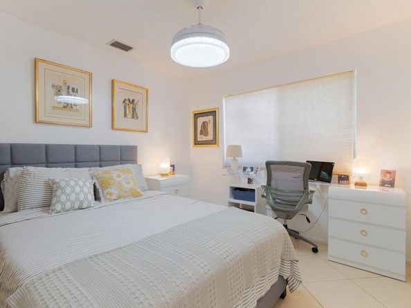 115 Ramblewood Circle, Royal Palm Beach FL 33411