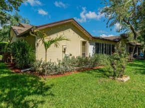 115 Ramblewood Circle, Royal Palm Beach FL 33411