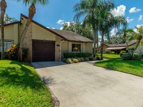 115 Ramblewood Circle, Royal Palm Beach FL 33411