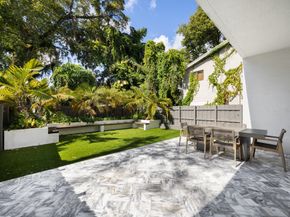 834 SW 16TH St, Fort Lauderdale FL 33315