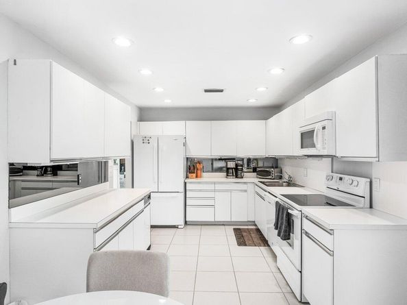 12 Eastgate Drive D, Boynton Beach FL 33436