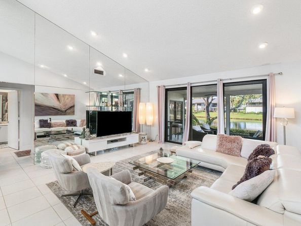 12 Eastgate Drive D, Boynton Beach FL 33436