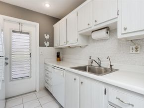 2200 Diana Dr 312, Hallandale Beach FL 33009