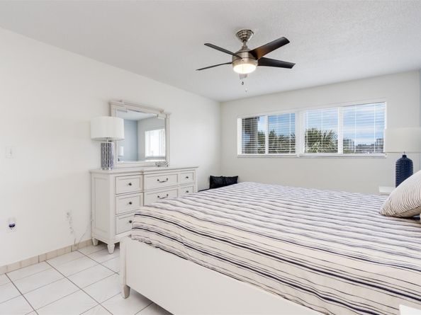 2200 Diana Dr 312, Hallandale Beach FL 33009