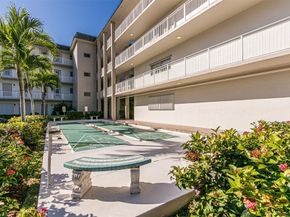 2200 Diana Dr 312, Hallandale Beach FL 33009