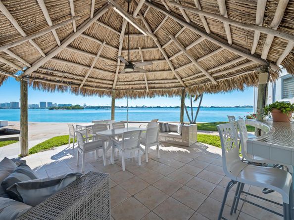 2700 NE 135 St 34, North Miami FL 33181