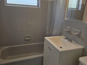 2700 NE 135 St 34, North Miami FL 33181