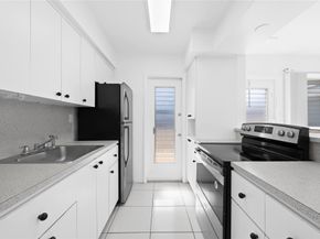 2700 NE 135 St 34, North Miami FL 33181