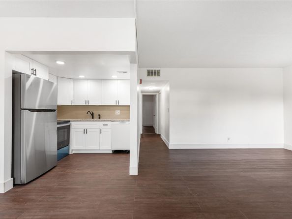 3081 NW 47th 107, Lauderdale Lakes FL 33313