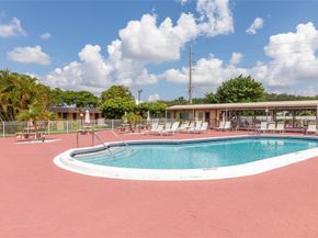 3081 NW 47th 107, Lauderdale Lakes FL 33313