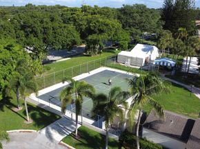 4360 Carambola Cir N., Coconut Creek FL 33066