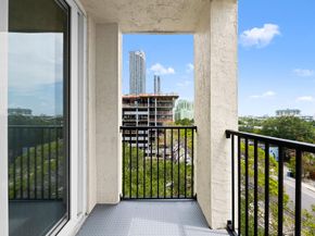 520 SE 5th Ave 2510, Fort Lauderdale FL 33301