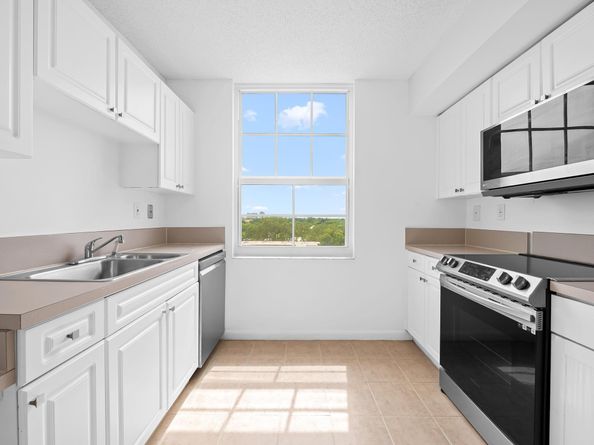 520 SE 5th Ave 2510, Fort Lauderdale FL 33301