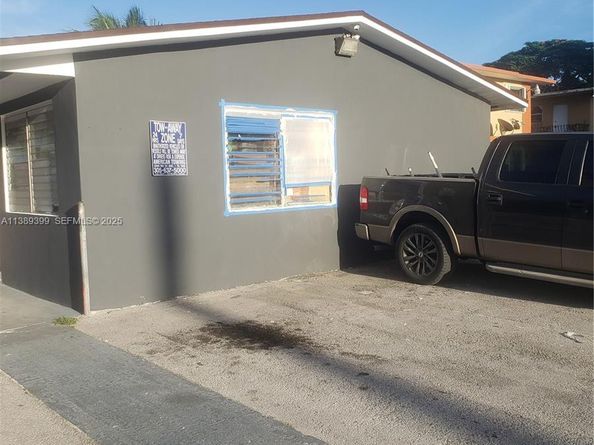 2855 NW 22nd Avenue, Miami FL 33142