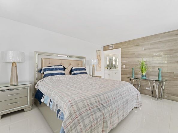 3730 Inverrary Drive 2l, Lauderhill FL 33319