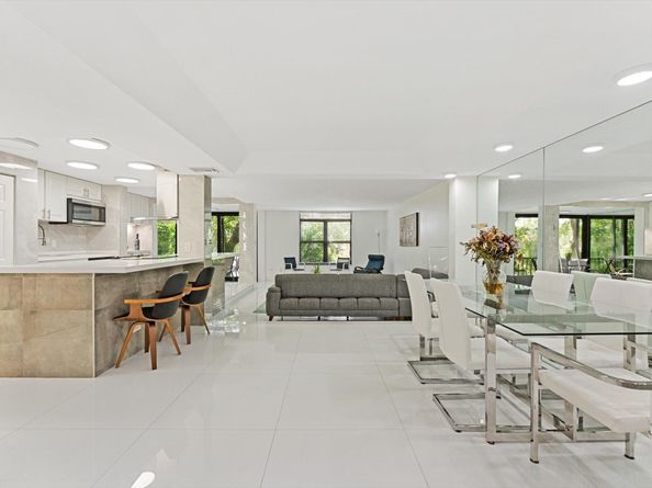 3730 Inverrary Drive 2l, Lauderhill FL 33319