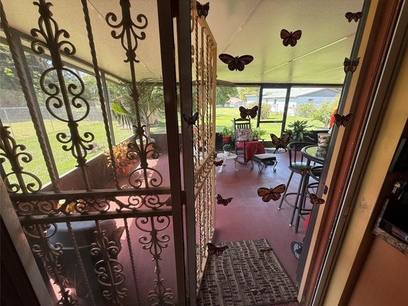 10262 SW 179th, Perrine FL 33157