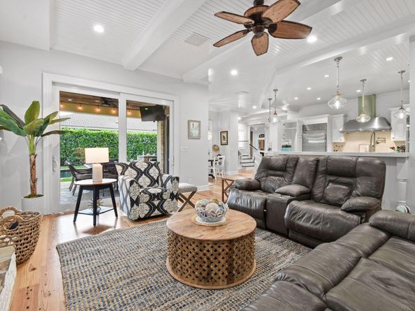 136 Via Catalunha, Jupiter FL 33458