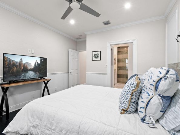 136 Via Catalunha, Jupiter FL 33458
