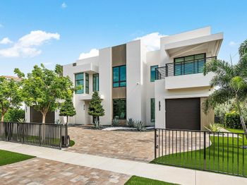 499 NE 4th Street