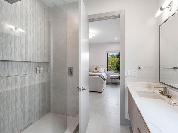 499 NE 4th Street, Boca Raton FL 33432