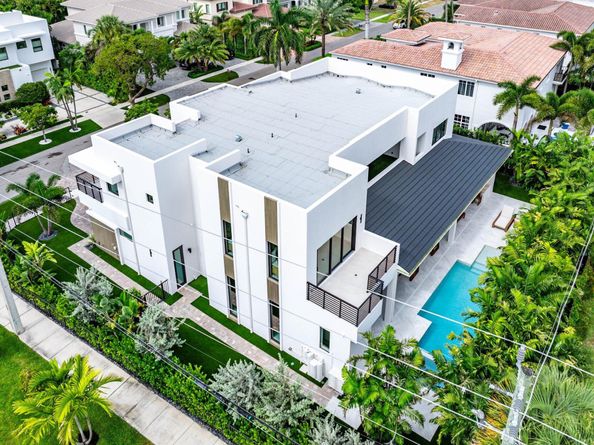 499 NE 4th Street, Boca Raton FL 33432