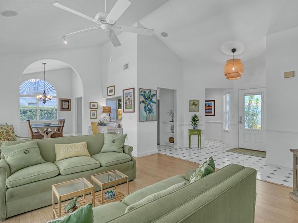 104 Colony Way E, Jupiter FL 33458